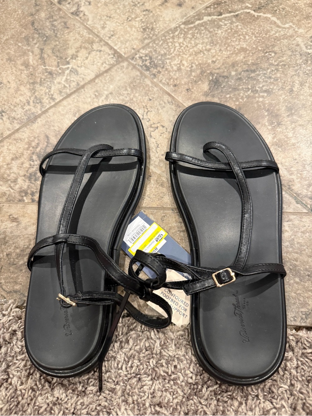 🍉 Black Universal Thread Women's Ivy Sandals